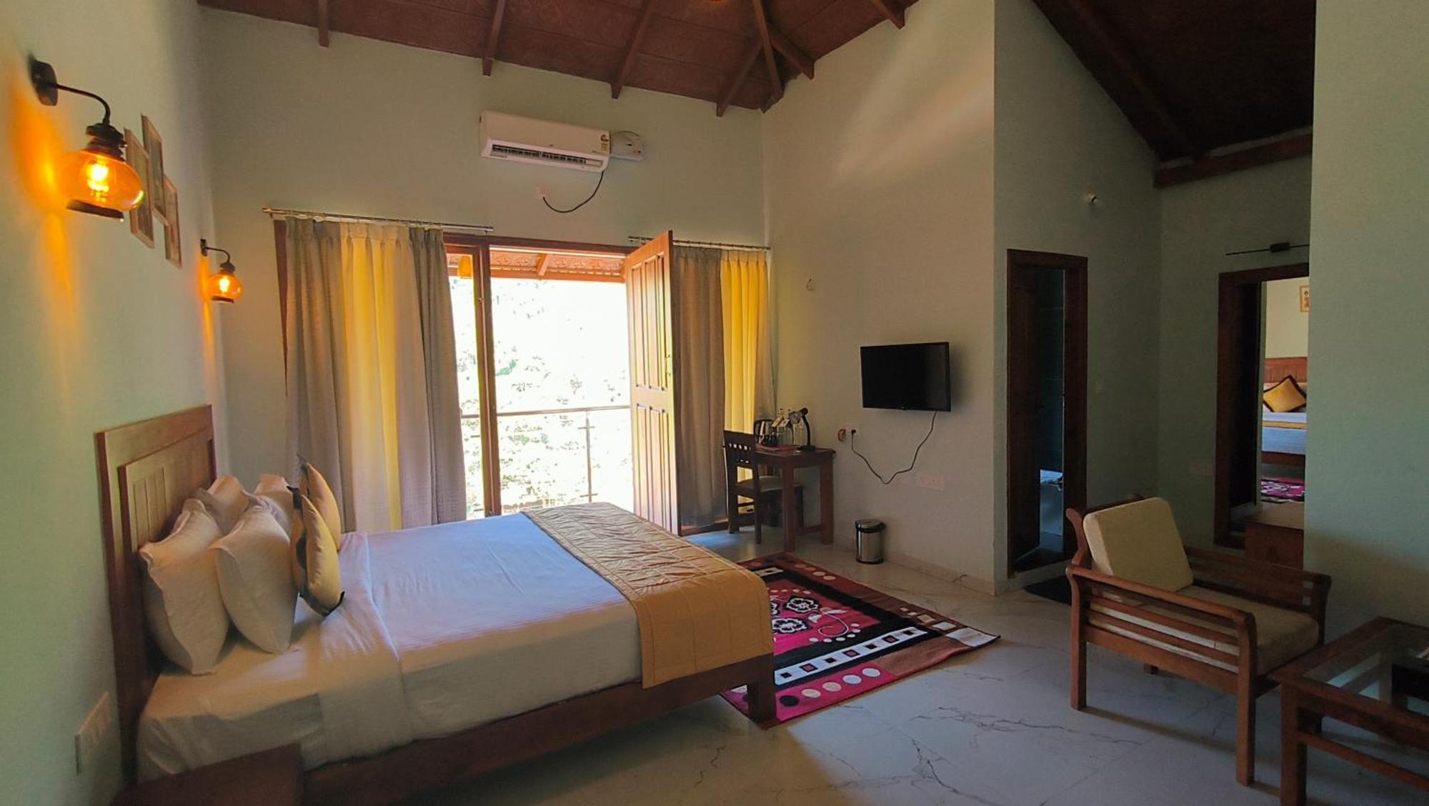 מדיקרי Hill Crest Resort - Coorg מראה חיצוני תמונה